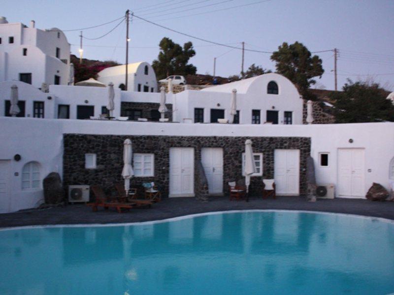 Hotel Finikia Memories Oía Exterior photo